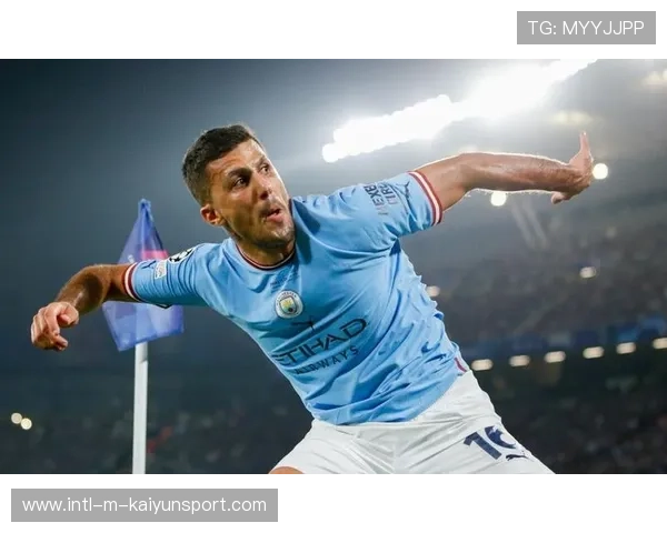 曼城迪亚斯防守统治与对抗训练：成就顶级中卫的秘密